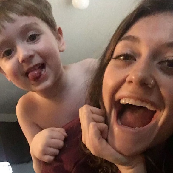 Meet the Posher - Picture 4 of 6